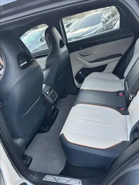 Byd SONG PLUS 1.5 DM-I HÍBRIDO AUTOMÁTICO