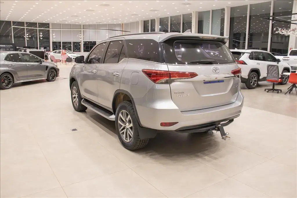 galeria HILUX SW4