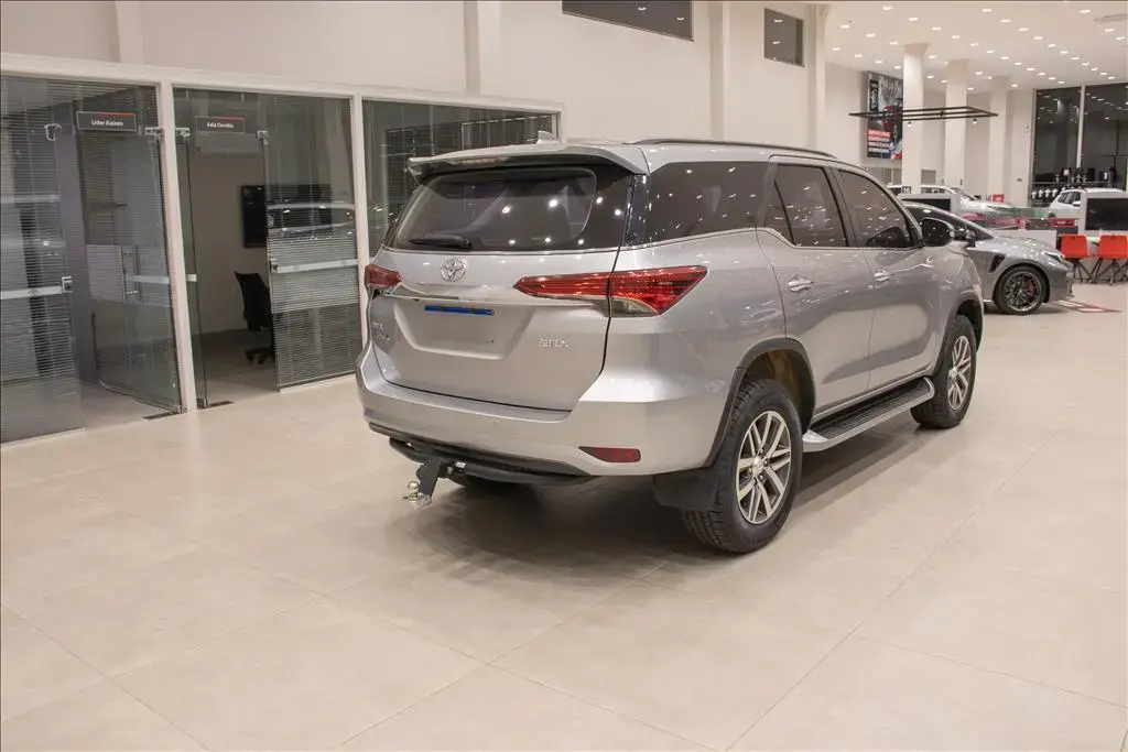 galeria HILUX SW4