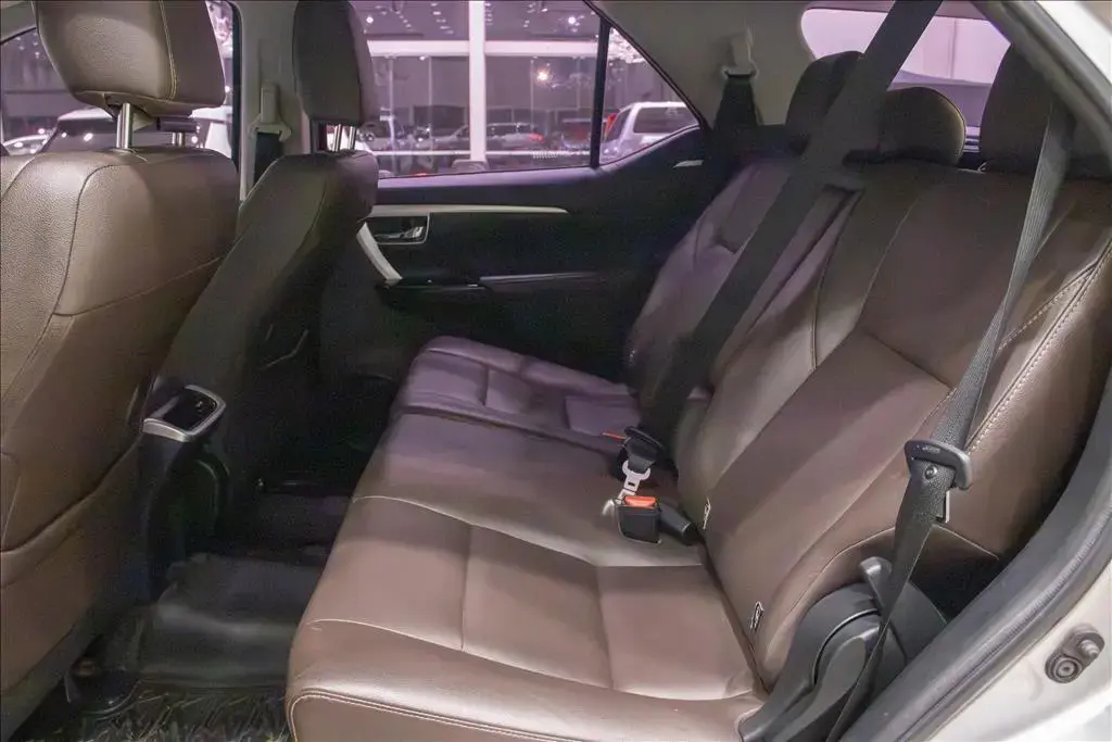 galeria HILUX SW4