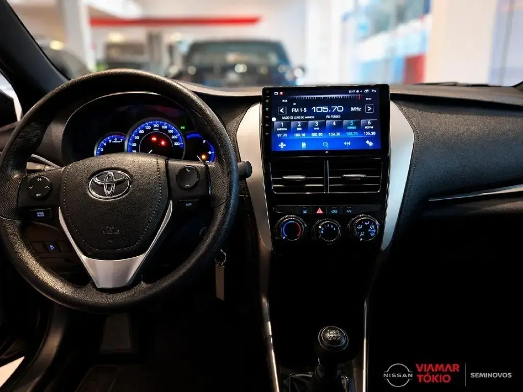 galeria YARIS