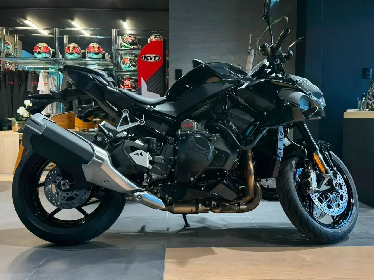 galeria Kawasaki Z-H2 Super Charger 2026