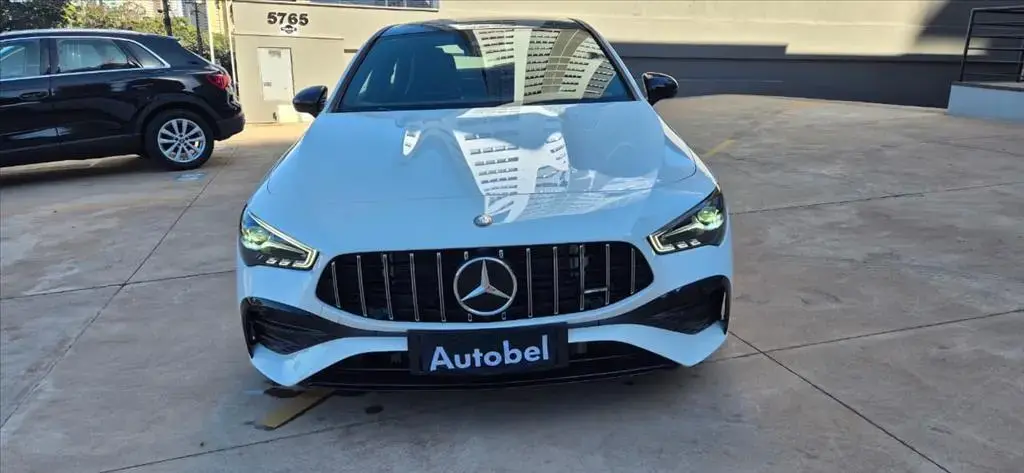 galeria CLA 35 AMG