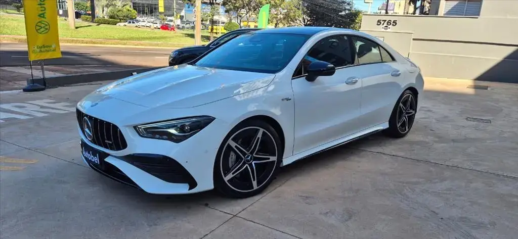 galeria CLA 35 AMG