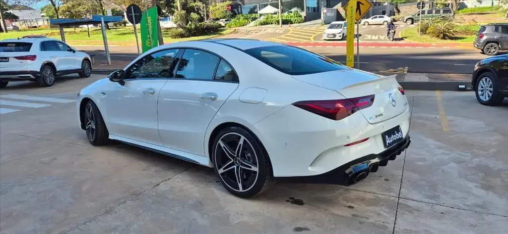 galeria CLA 35 AMG