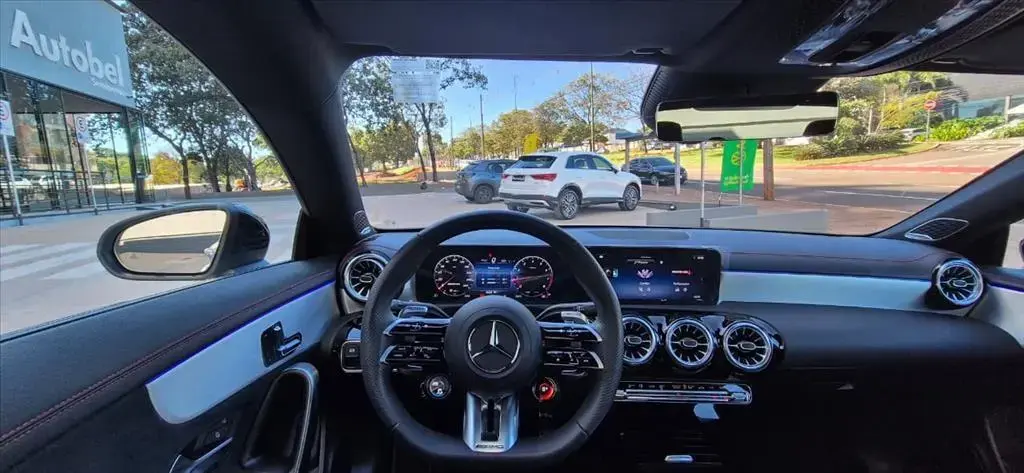 galeria CLA 35 AMG