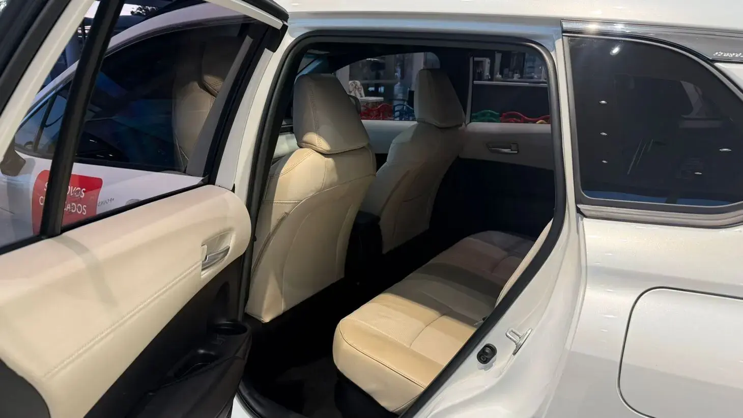 galeria COROLLA CROSS