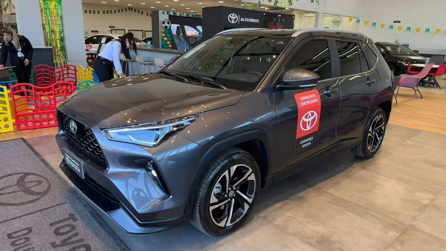 galeria YARIS CROSS
