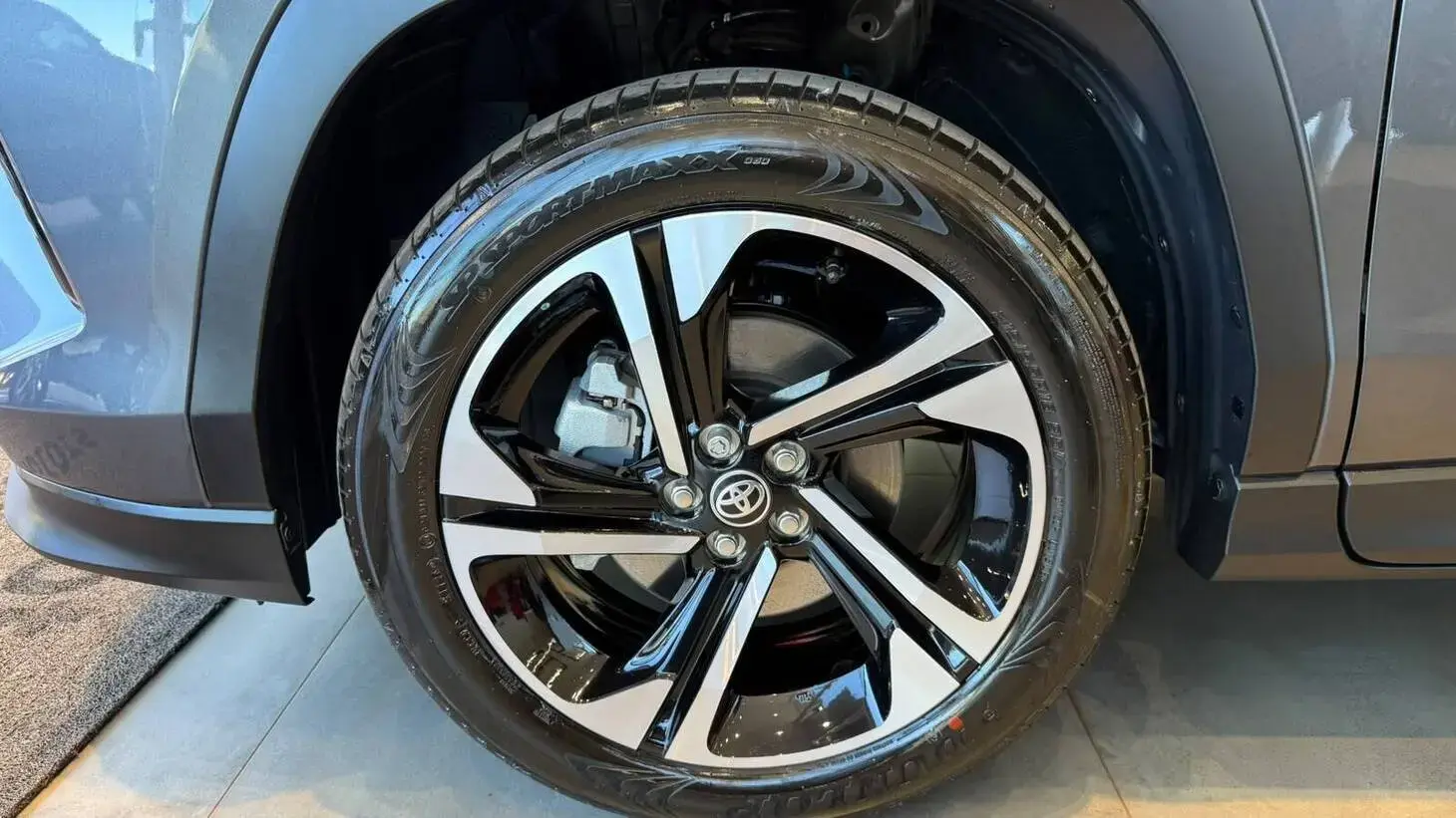galeria YARIS CROSS