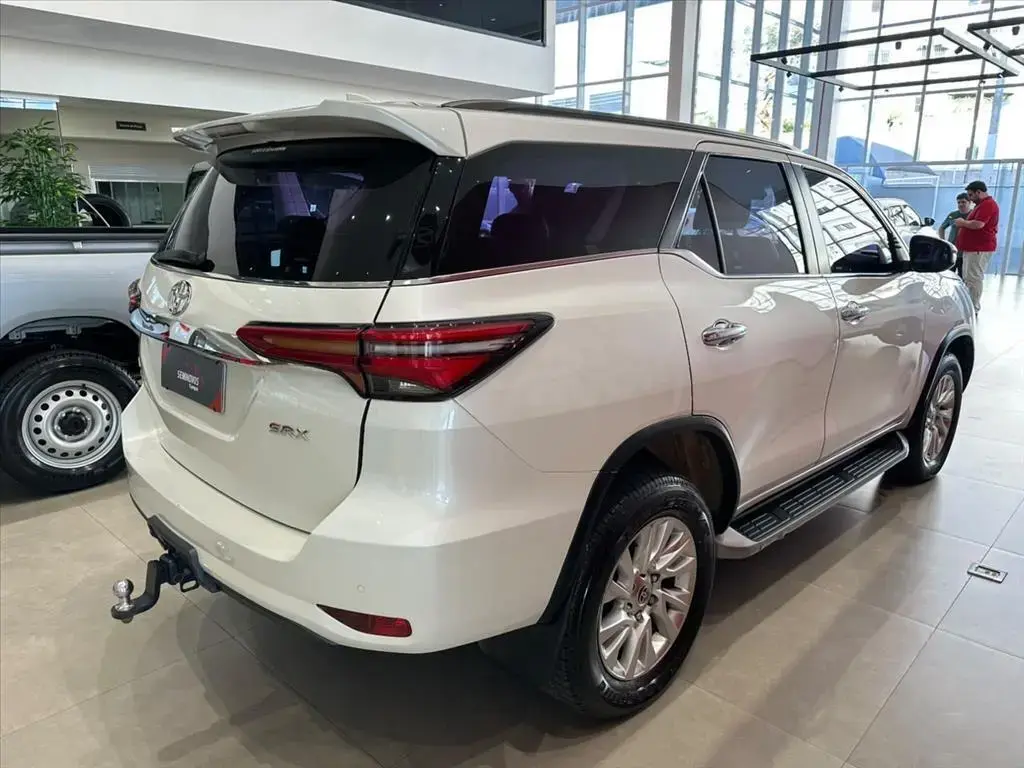 galeria HILUX SW4