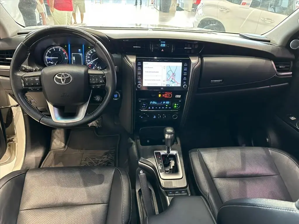 galeria HILUX SW4
