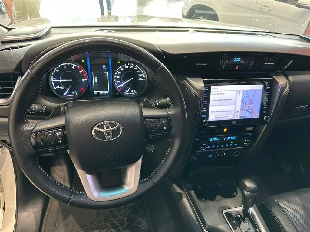galeria HILUX SW4