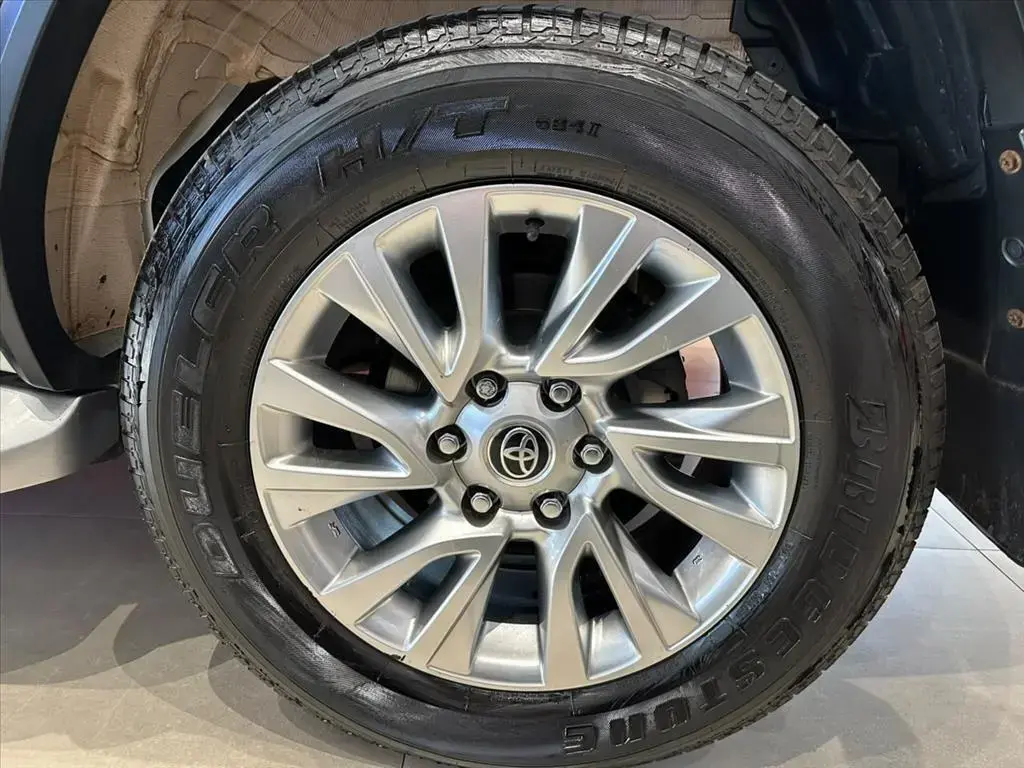 galeria HILUX SW4