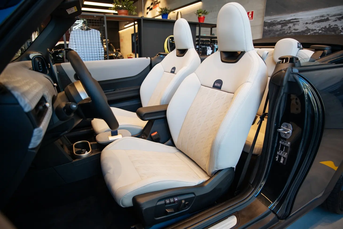 galeria Cooper Cabrio