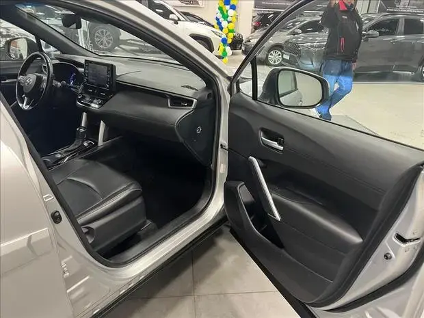 Toyota COROLLA CROSS 2.0 VVT-IE FLEX XRE DIRECT SHIFT