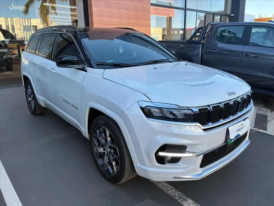 Commander 1.3 T270 Turbo Flex Overland At6 2
