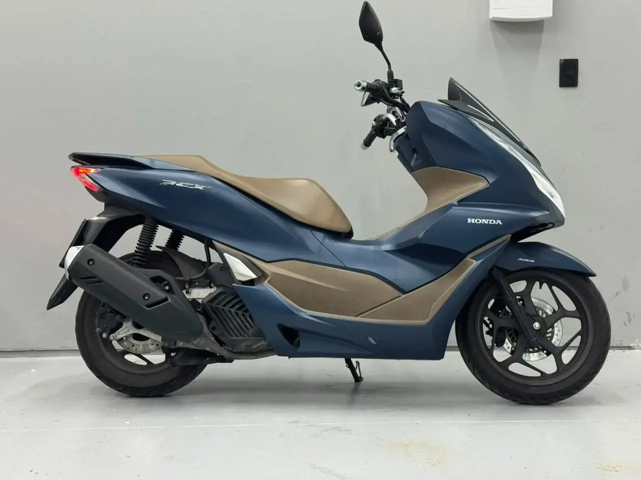 galeria PCX 160 DLX