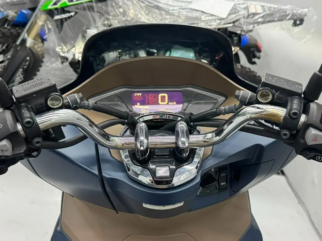 galeria PCX 160 DLX