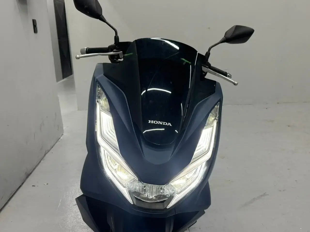 galeria PCX 160 DLX