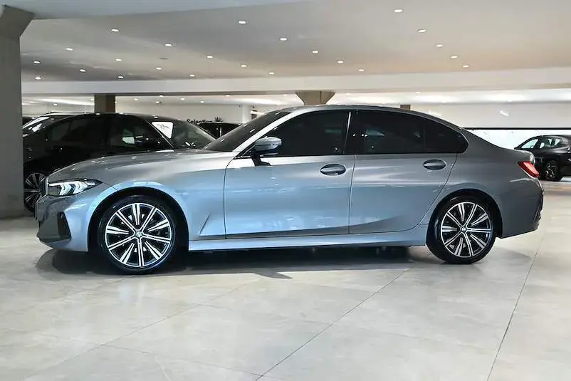 galeria 320i