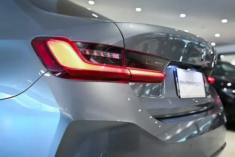 galeria 320i