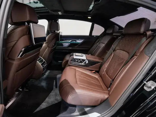 Bmw 745e M Sport 3.0 V6 Aut. (Híb.)