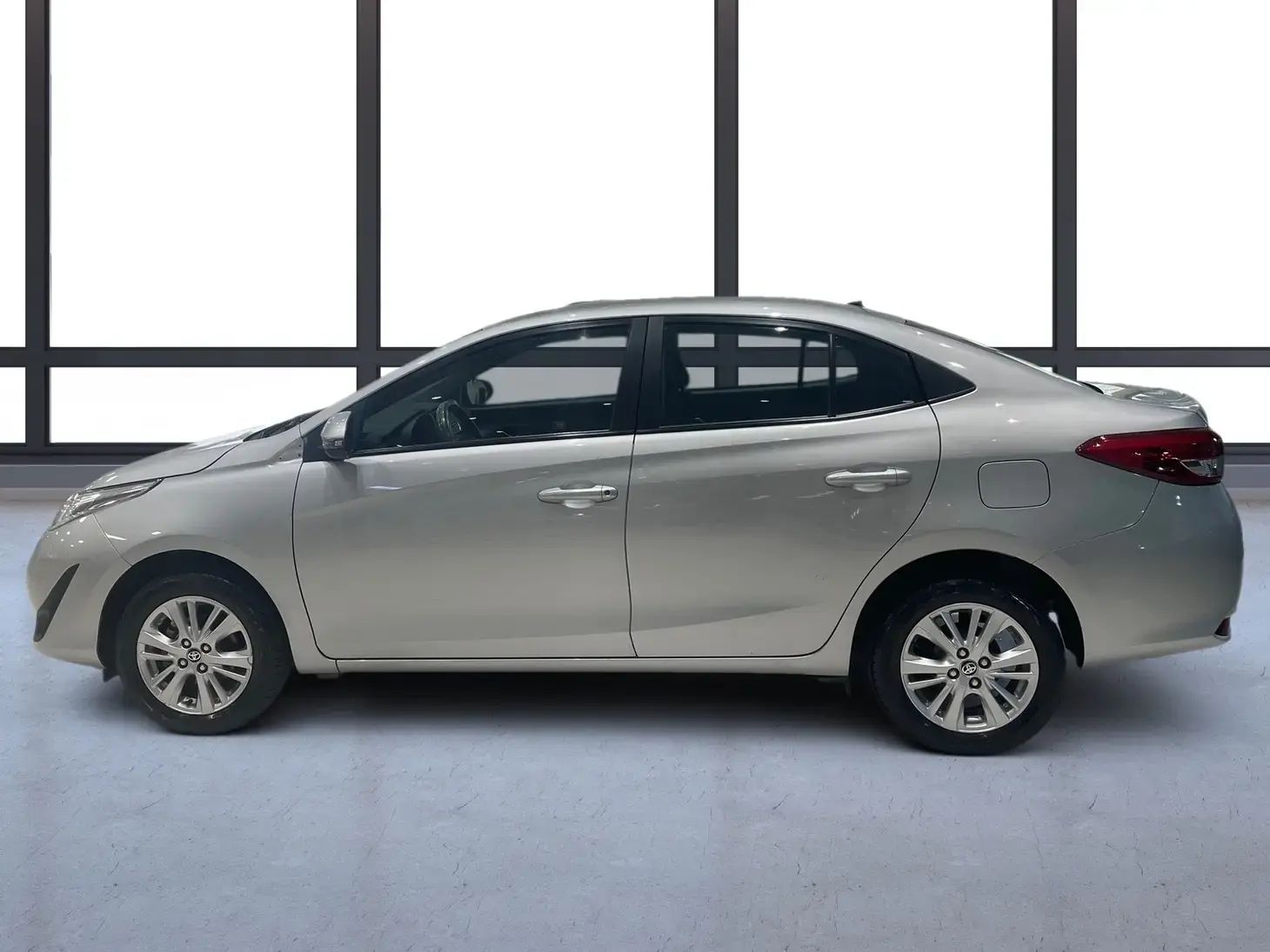 galeria Yaris Sedan