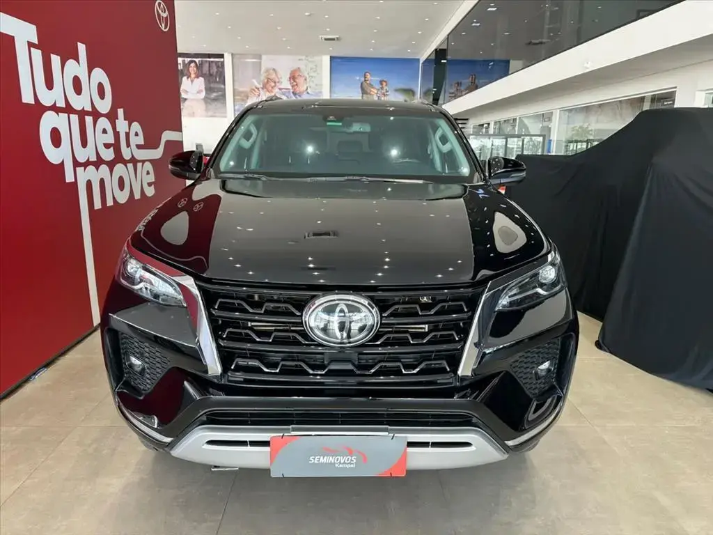 galeria HILUX SW4