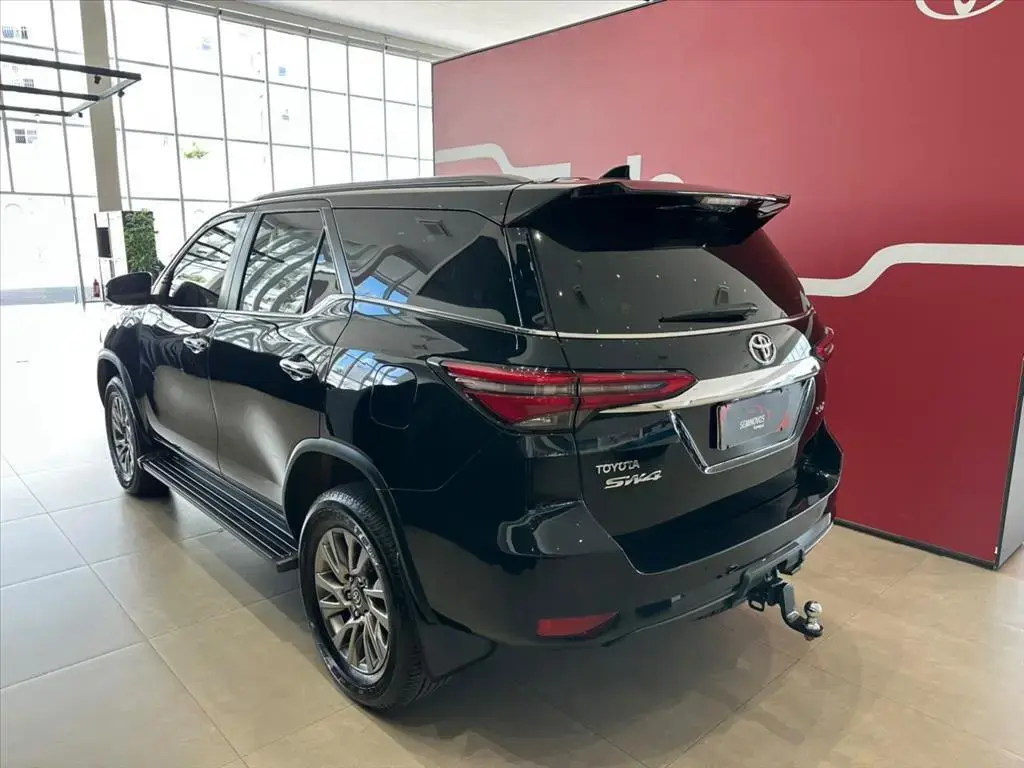 galeria HILUX SW4