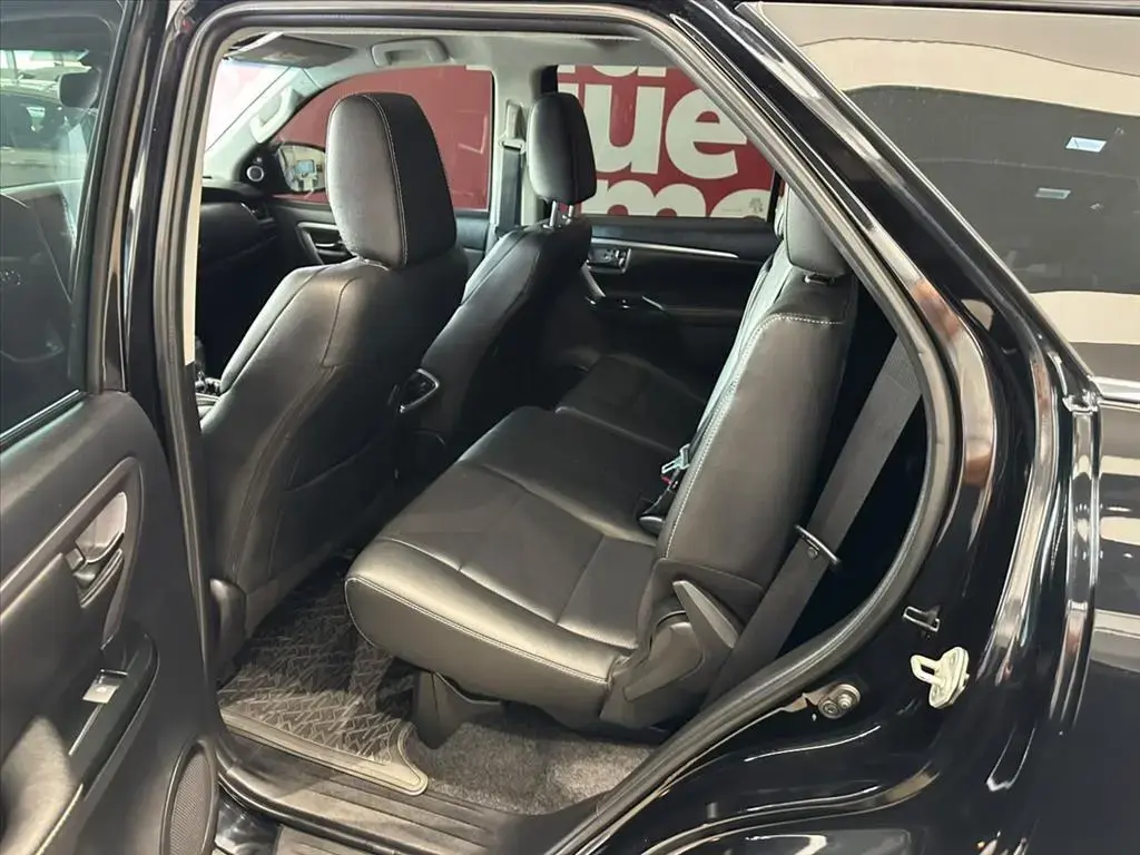 galeria HILUX SW4