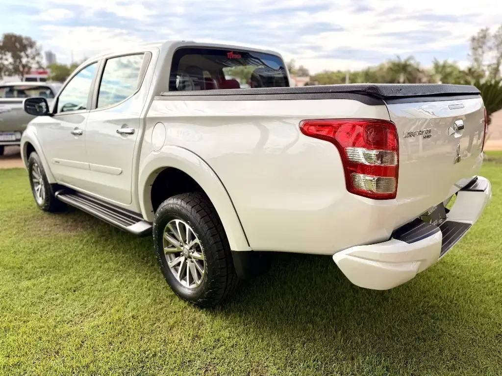 galeria L200 TRITON