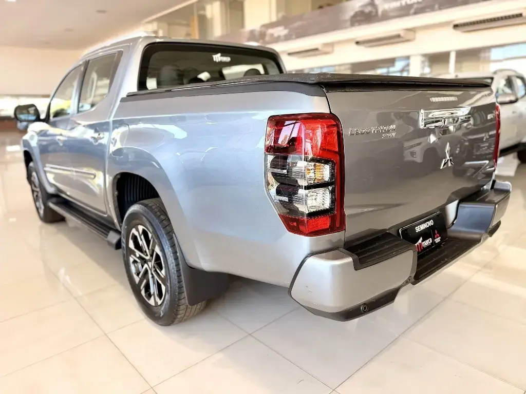 galeria L200 TRITON