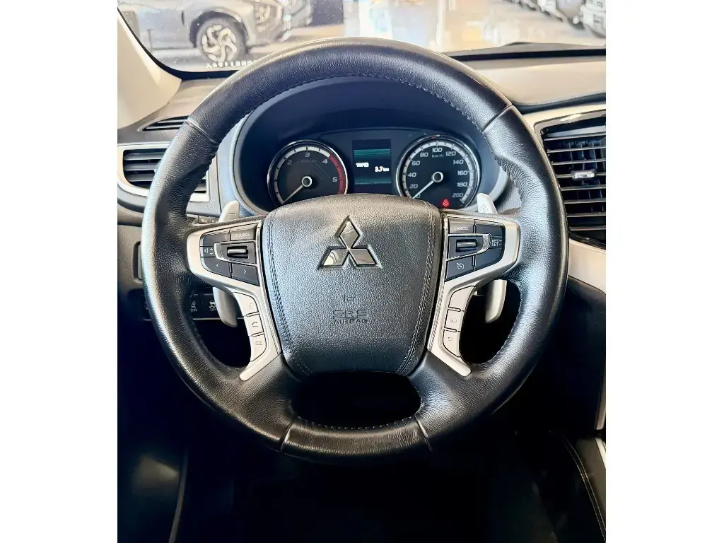 galeria L200 TRITON