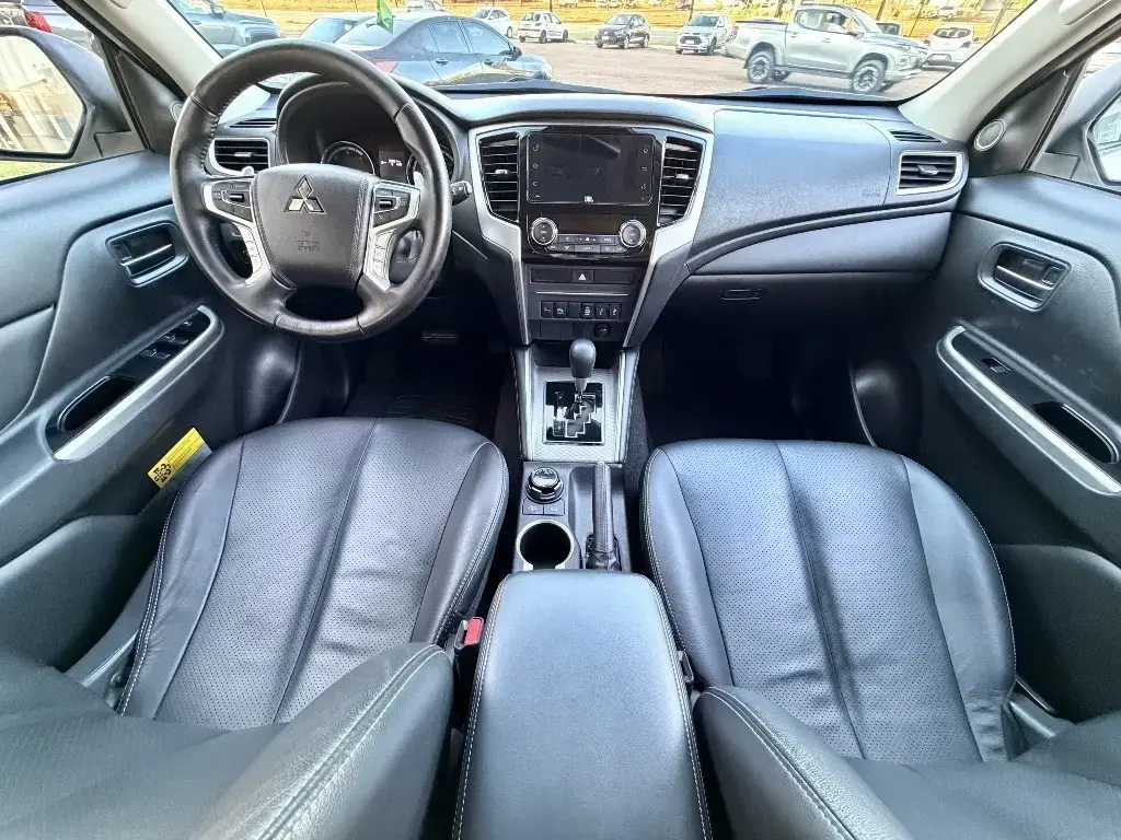 galeria L200 TRITON