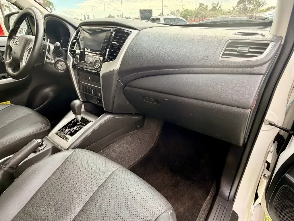 galeria L200 TRITON