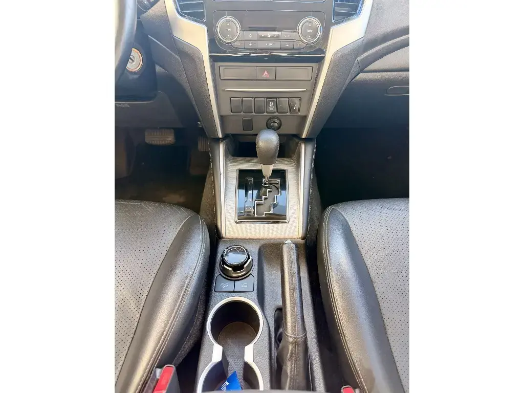galeria L200 TRITON