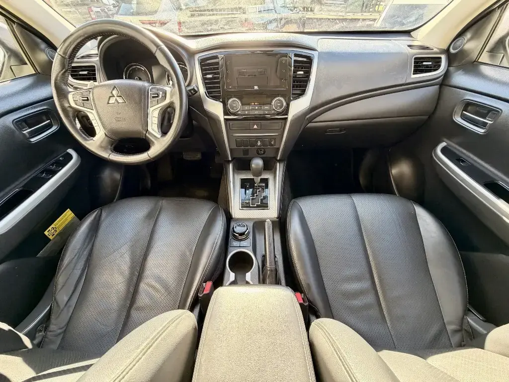 galeria L200 TRITON