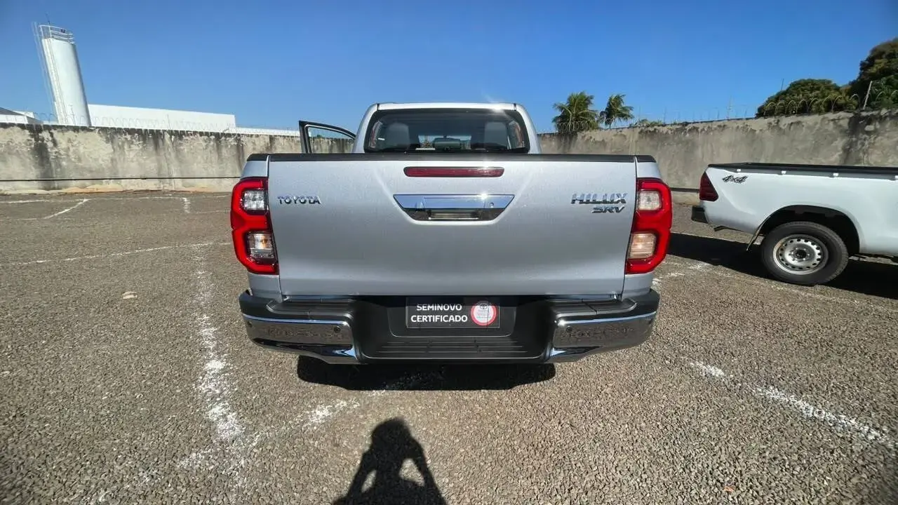 galeria HILUX SRV 4X4 2.8