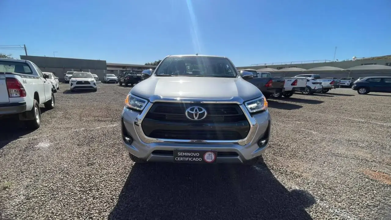 galeria HILUX SRV 4X4 2.8