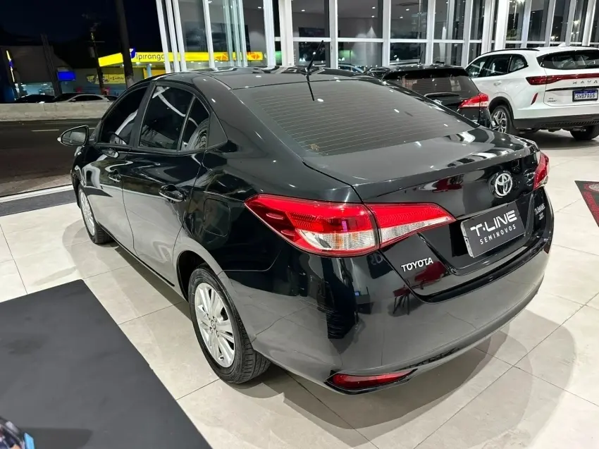 galeria YARIS