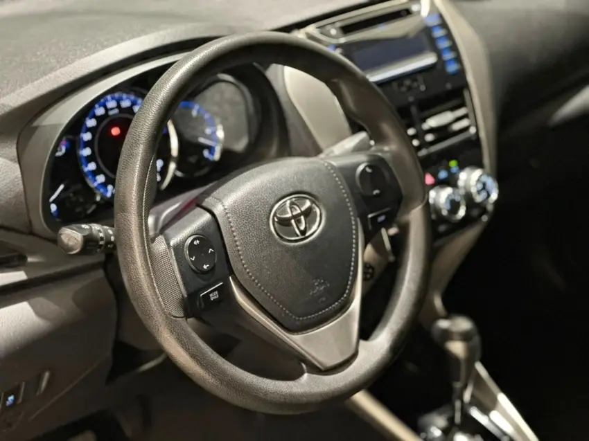 galeria YARIS
