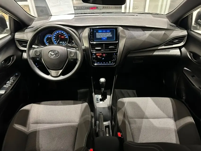 galeria YARIS