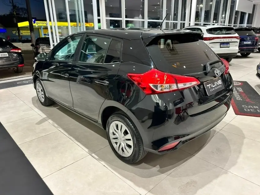 galeria YARIS