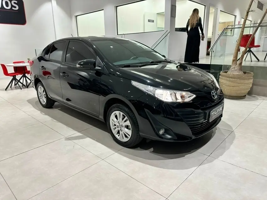 galeria YARIS