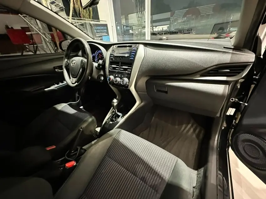 galeria YARIS
