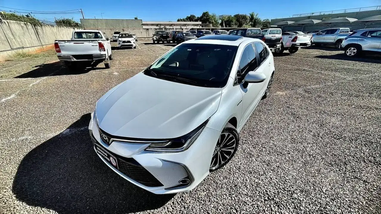 galeria COROLLA PREMIUM HIBRID
