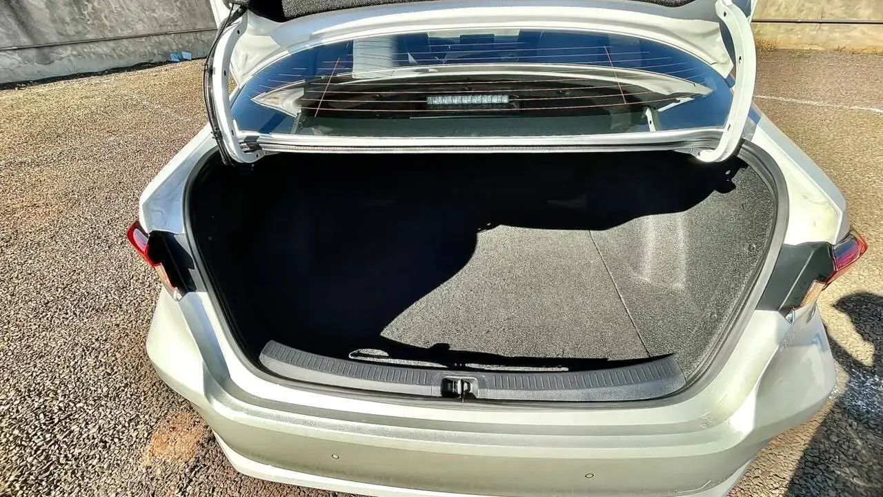galeria COROLLA PREMIUM HIBRID