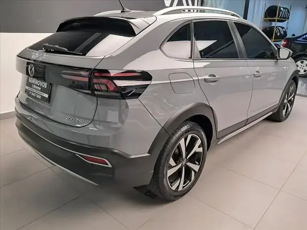 Volkswagen NIVUS 1.0 200 TSI TOTAL FLEX HIGHLINE AUTOMÁTICO