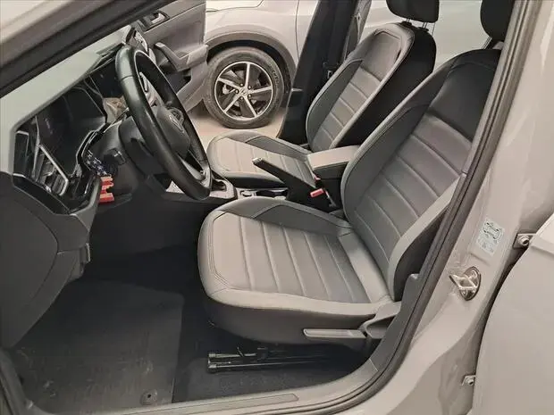 Volkswagen NIVUS 1.0 200 TSI TOTAL FLEX HIGHLINE AUTOMÁTICO