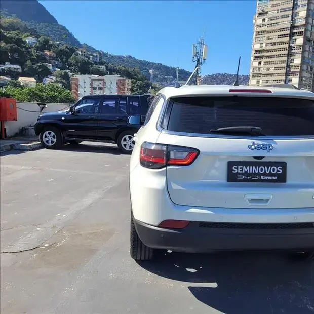 Jeep COMPASS 1.3 T270 TURBO FLEX SPORT AT6